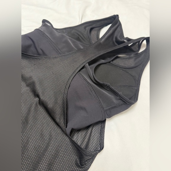 Lululemon Pushing Limits Tank - Picture 8 of 11